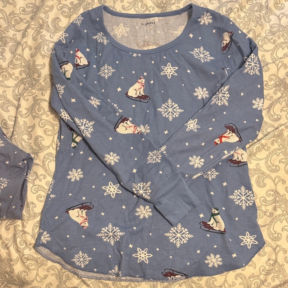 Old Navy Christmas Pajama Pants and Top with Polar Bear Print - Picture 3 of 5